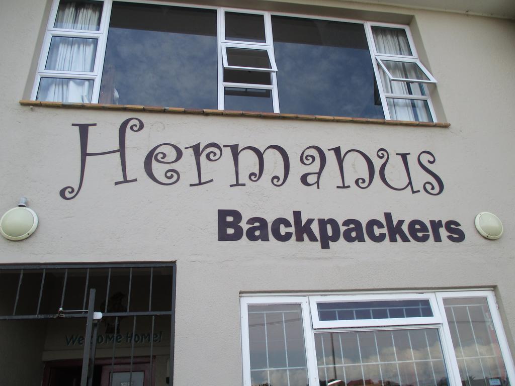 Hermanus Backpackers & Budget Accommodation Exteriör bild